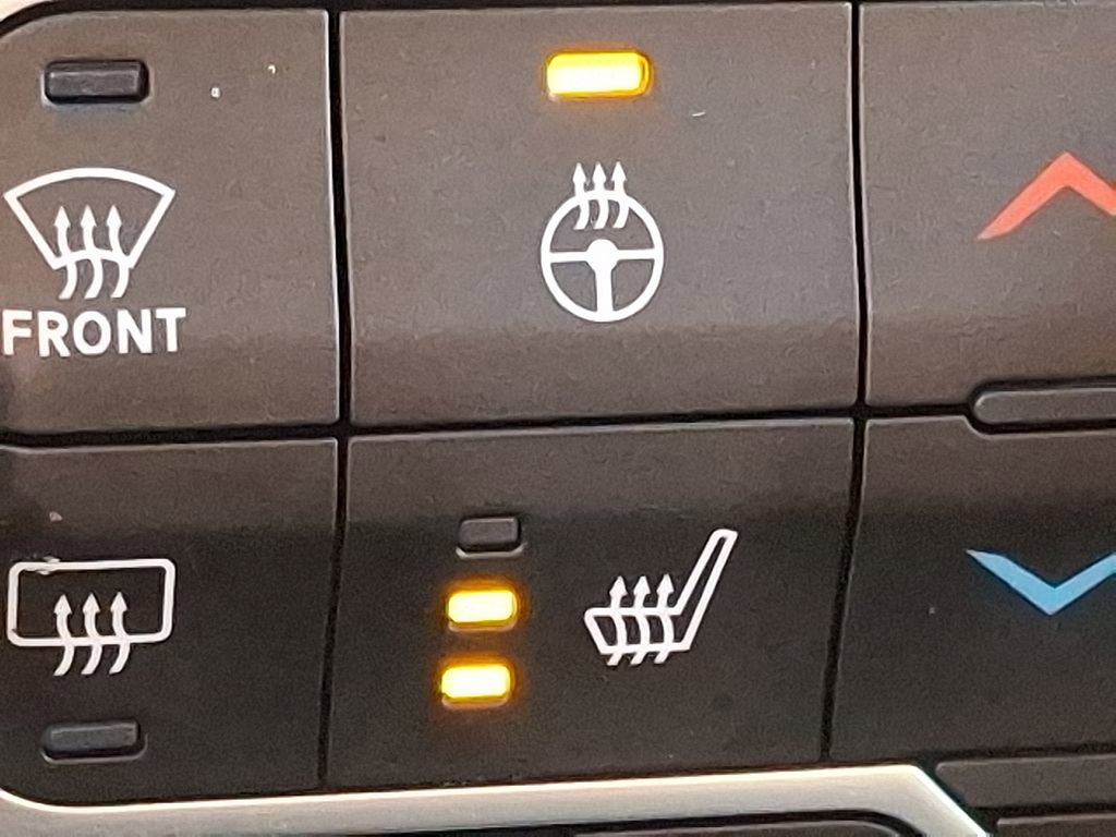 Used 2021 Jeep Wrangler Unlimited Rubicon w/ Dual Top Group image 27