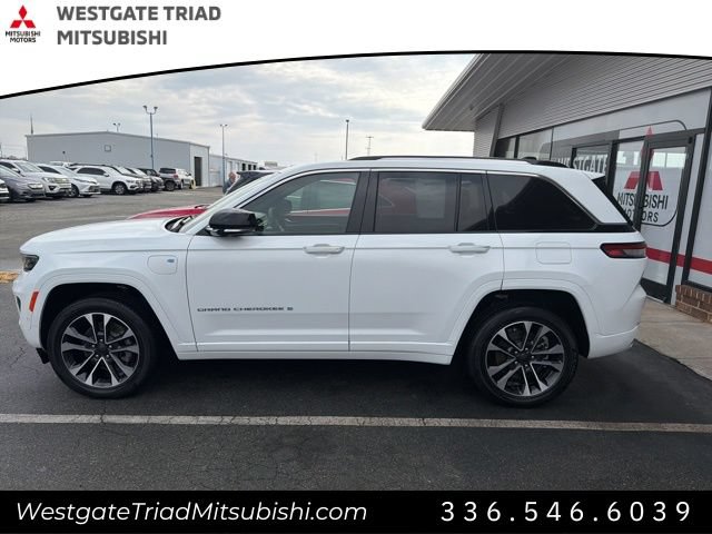 Used 2023 Jeep Grand Cherokee Overland AWD/4WD image 6