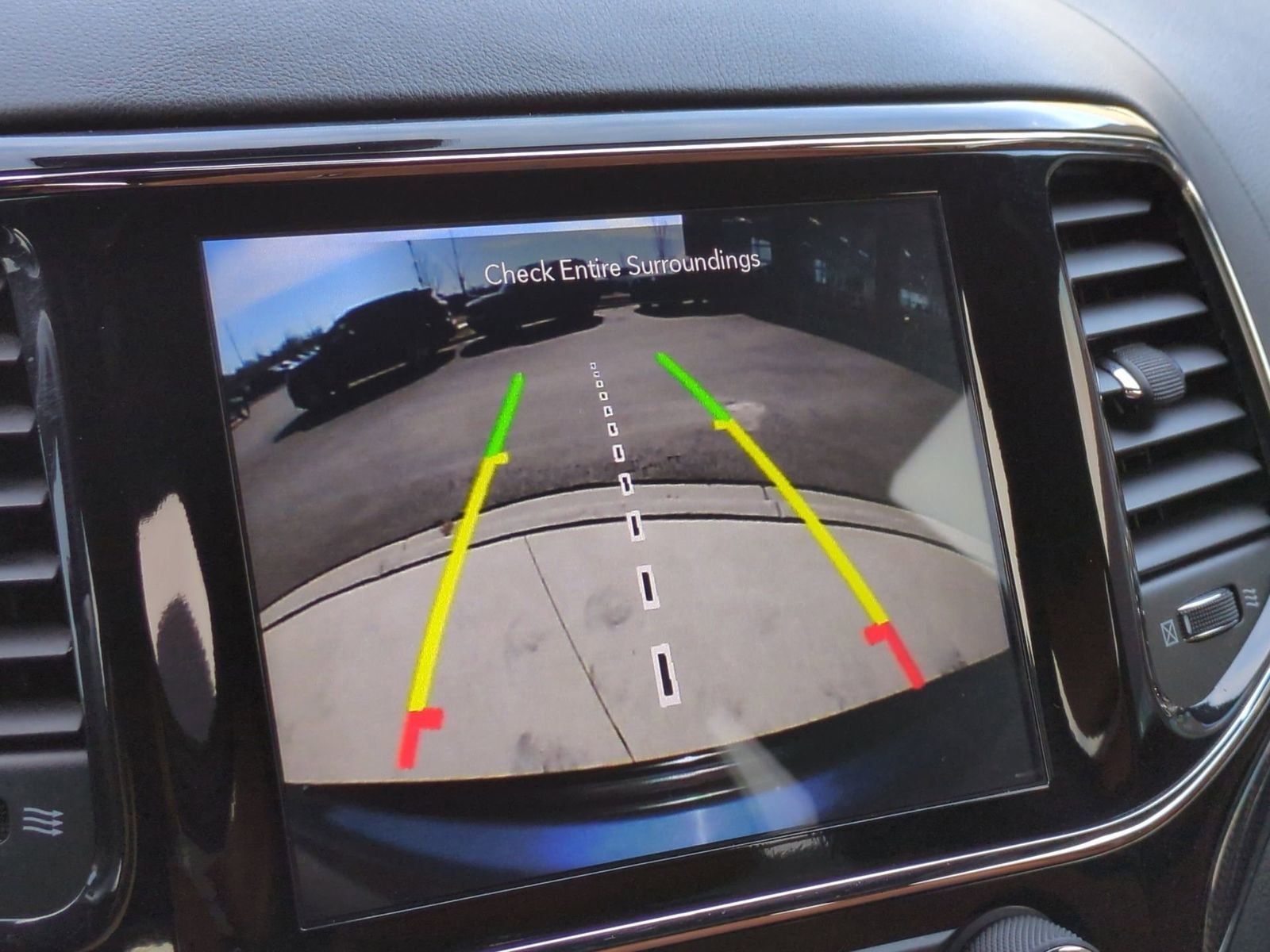 Used 2021 Jeep Grand Cherokee SRT image 35