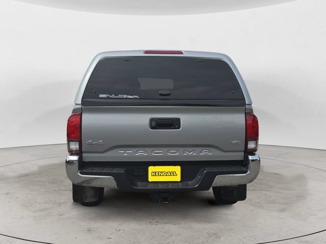 Used 2019 Toyota Tacoma SR5 AWD/4WD image 4