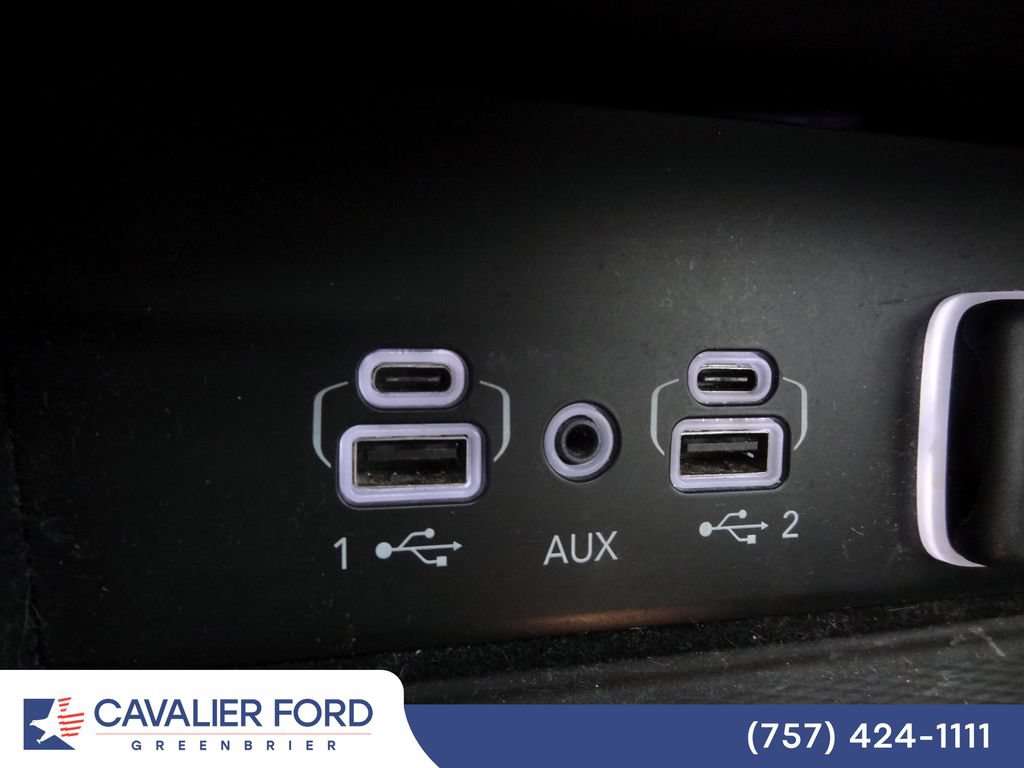 Used 2021 Jeep Grand Cherokee L Overland w/ Luxury Tech Group IV AWD/4WD image 13