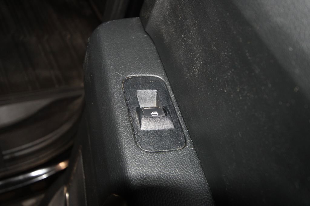 Used 2019 Ford F150 Raptor w/ Equipment Group 802A Luxury image 33