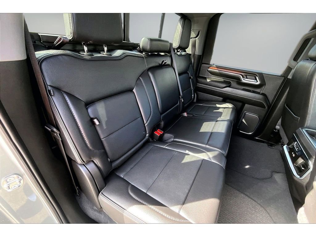 Used 2024 GMC Sierra 2500 Denali w/ Denali Reserve Package AWD/4WD image 21