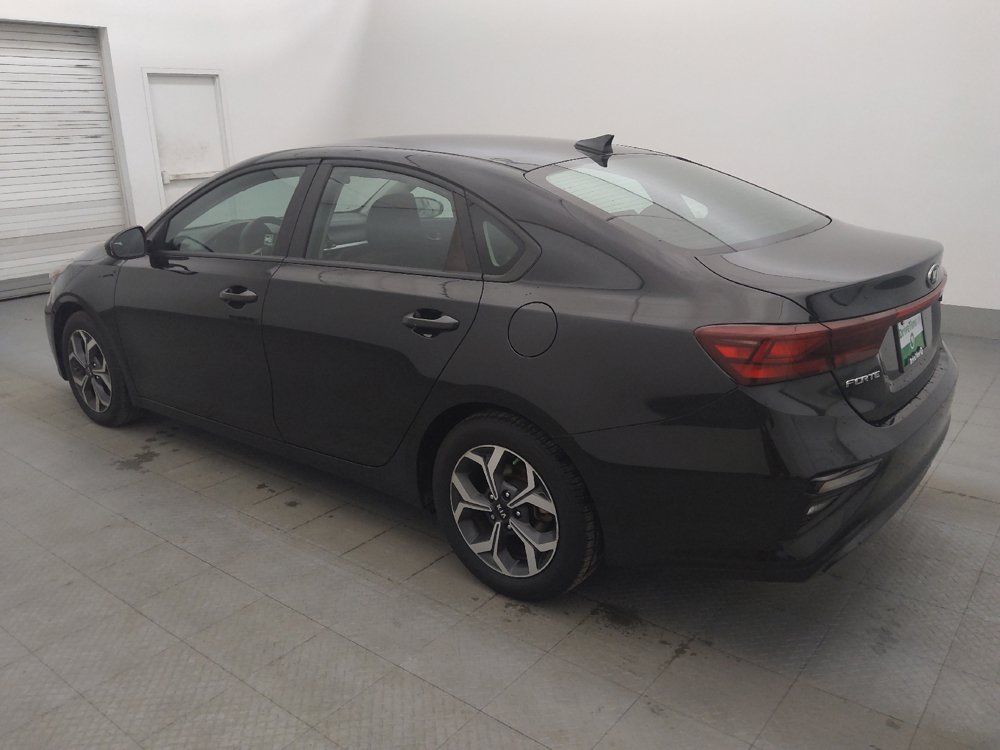 Used 2020 Kia Forte LXS FWD image 3