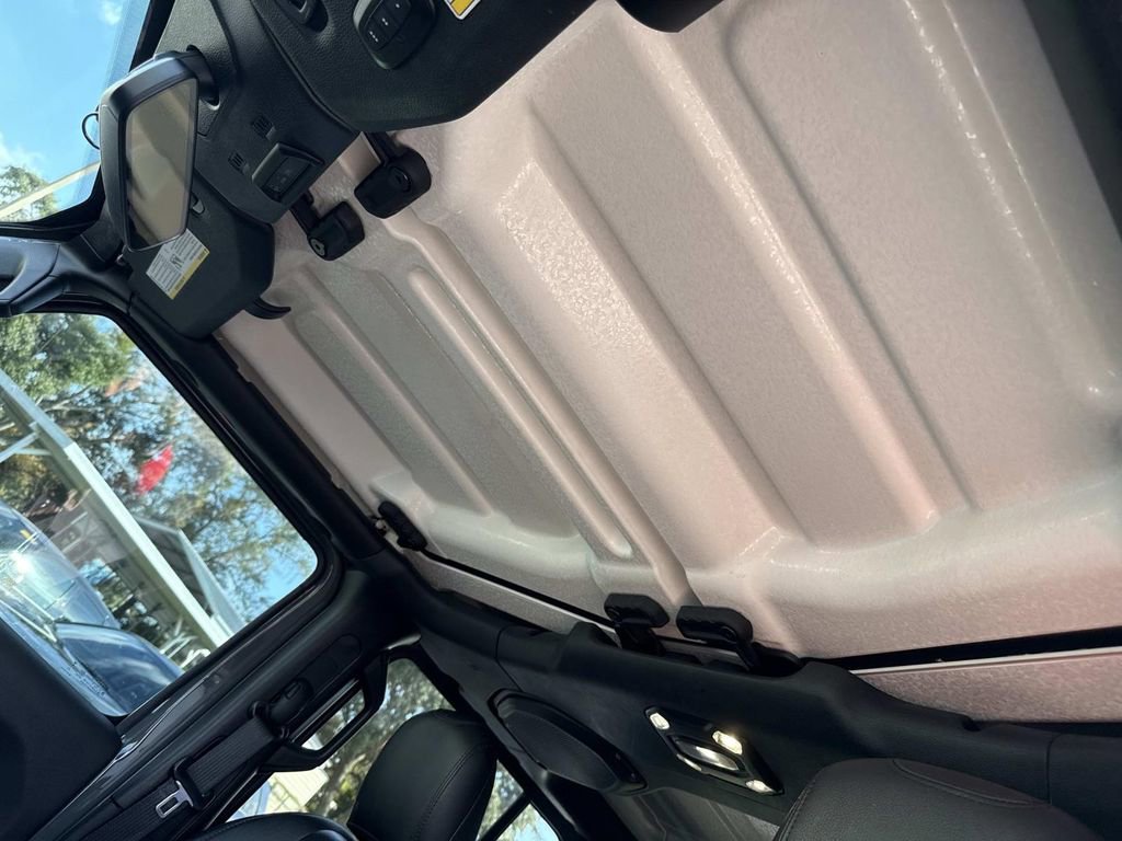 Used 2021 Jeep Wrangler Unlimited Rubicon 4xe image 44