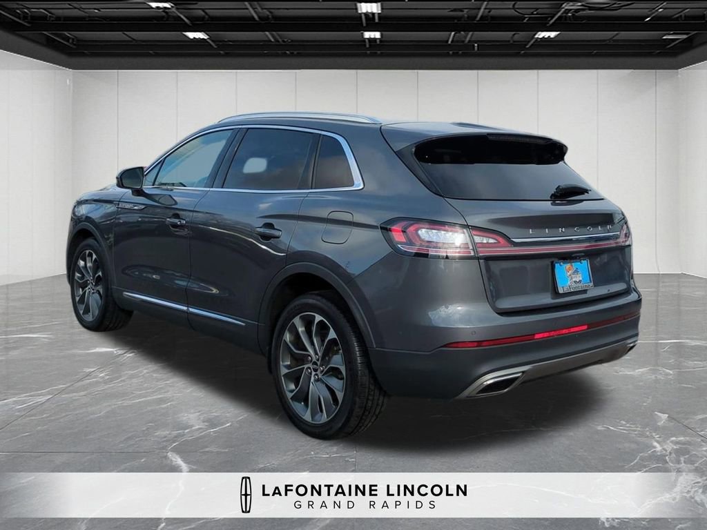 Certified 2023 Lincoln Nautilus Reserve image 3