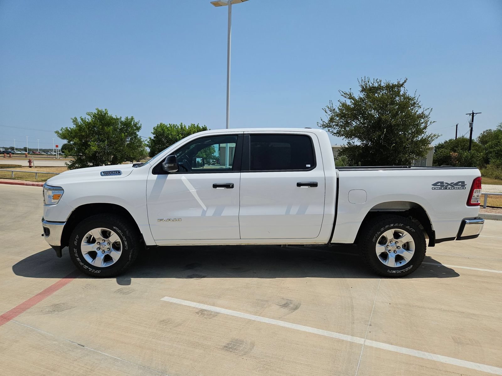 Used 2023 RAM 1500 Big Horn AWD/4WD image 6