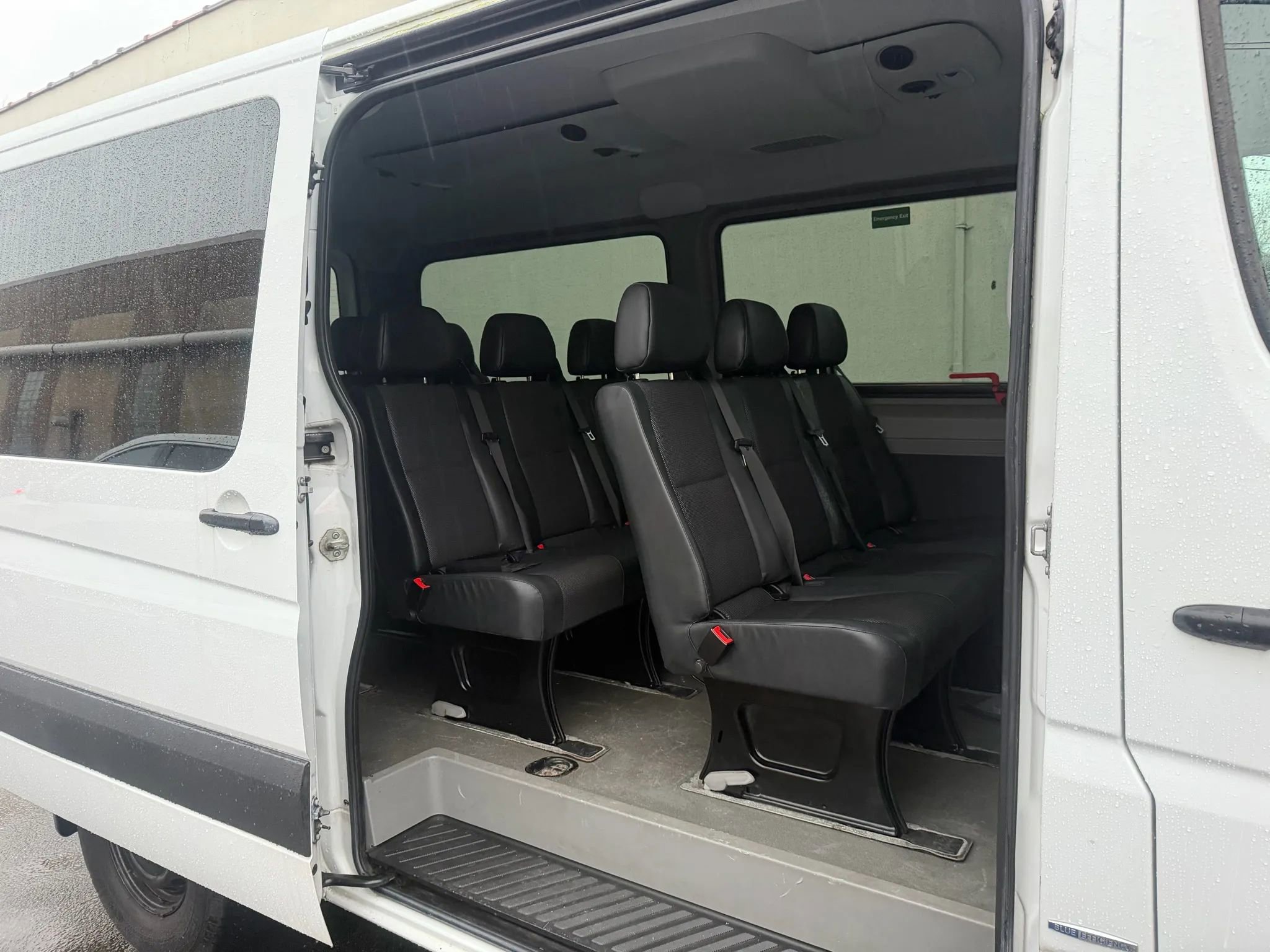 Used 2015 Mercedes-Benz Sprinter 2500 image 22