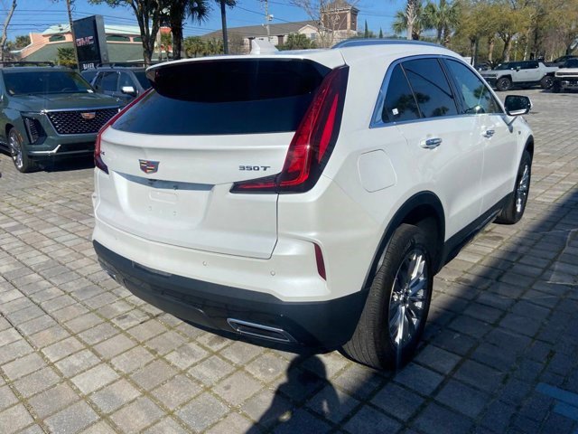 Certified 2025 Cadillac XT4 Premium Luxury image 7