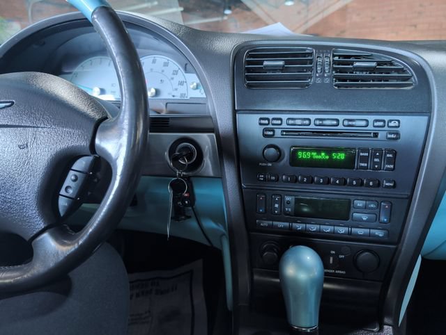 Used 2002 Ford Thunderbird RWD image 17