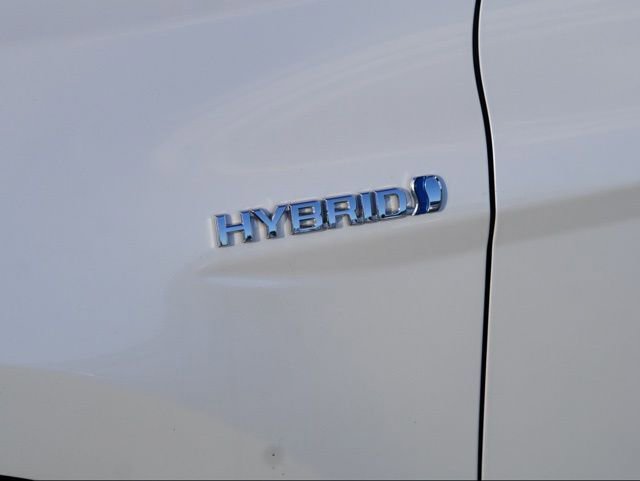 Used 2021 Toyota Camry XSE w/ Navigation Upgrade Package image 10