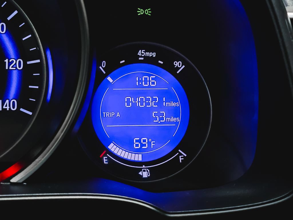 Used 2020 Honda Fit LX image 23