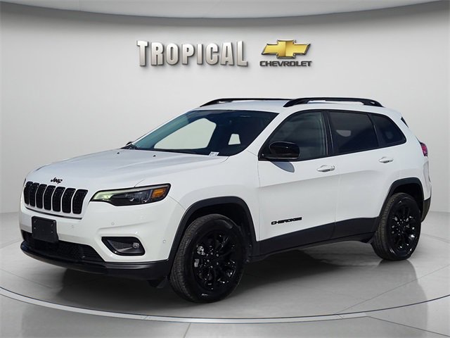Used 2023 Jeep Cherokee Altitude Lux
