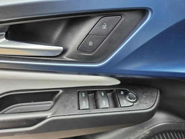 Used 2025 Chevrolet Equinox EV LT image 11