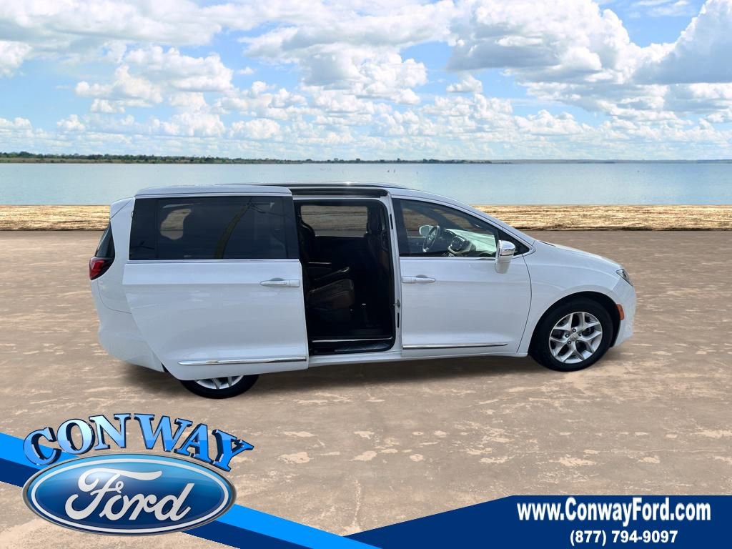 Used 2020 Chrysler Pacifica Limited image 22