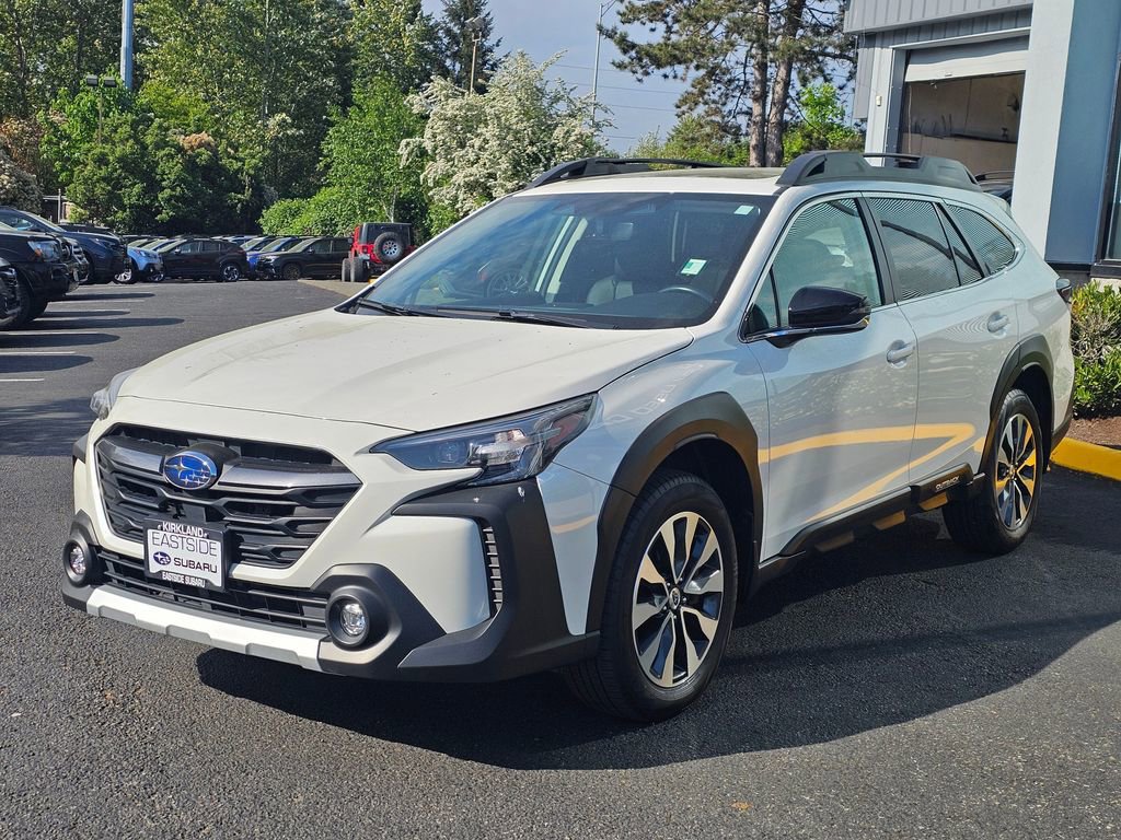 Used 2023 Subaru Outback Limited XT AWD/4WD image 3