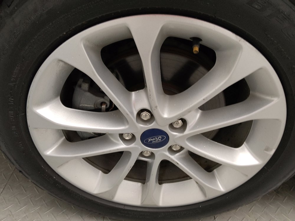 Used 2019 Ford Fusion SE image 31