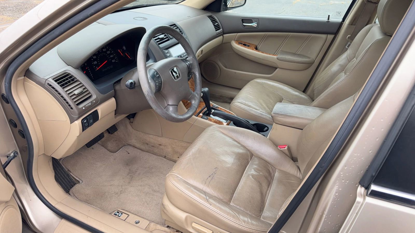 Used 2004 Honda Accord EX image 12