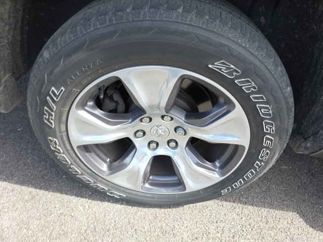 Used 2020 RAM 1500 Laramie w/ Sport Appearance Package AWD/4WD image 7