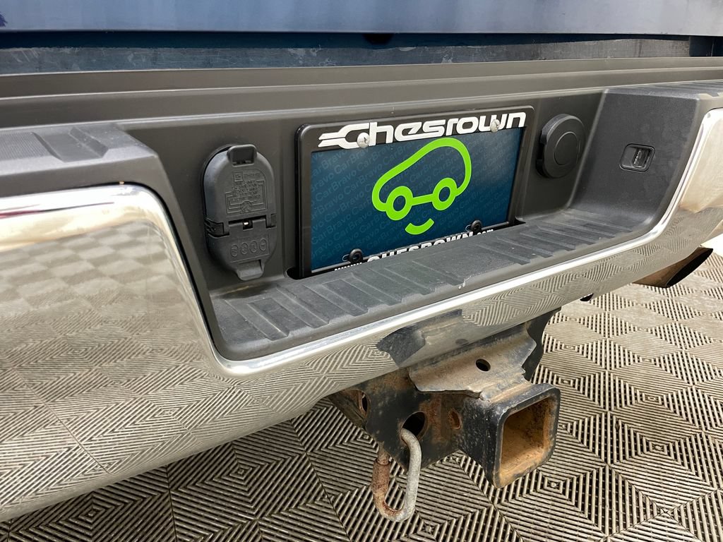 Used 2019 Chevrolet Silverado 2500 LT w/ LT Convenience Package AWD/4WD image 45