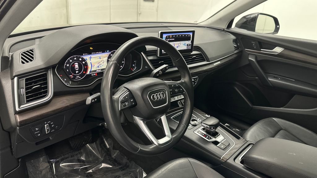 Used 2018 Audi Q5 2.0T Premium Plus w/ Premium Plus Package image 26