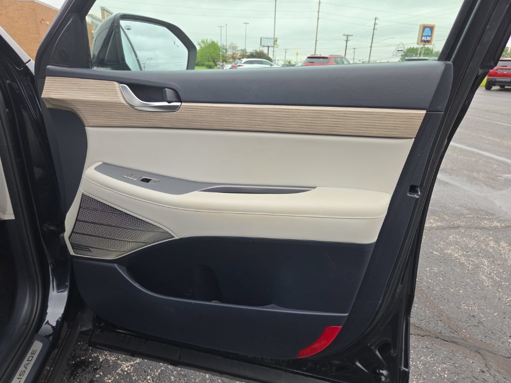 Used 2021 Hyundai Palisade Limited AWD/4WD image 18