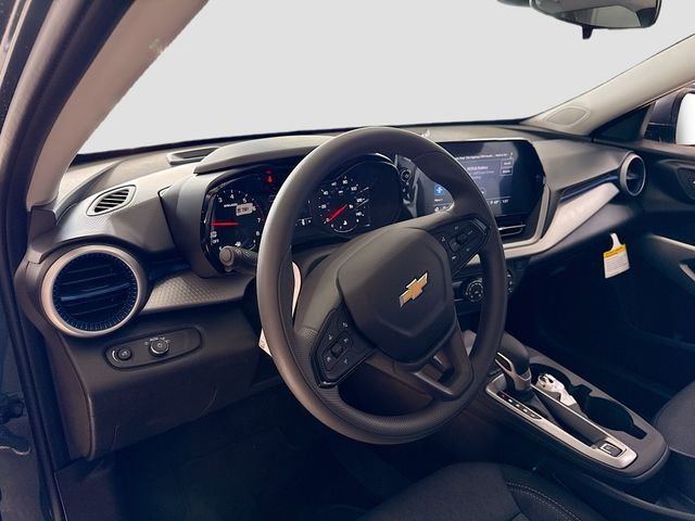 New 2026 Chevrolet Trax LS image 10