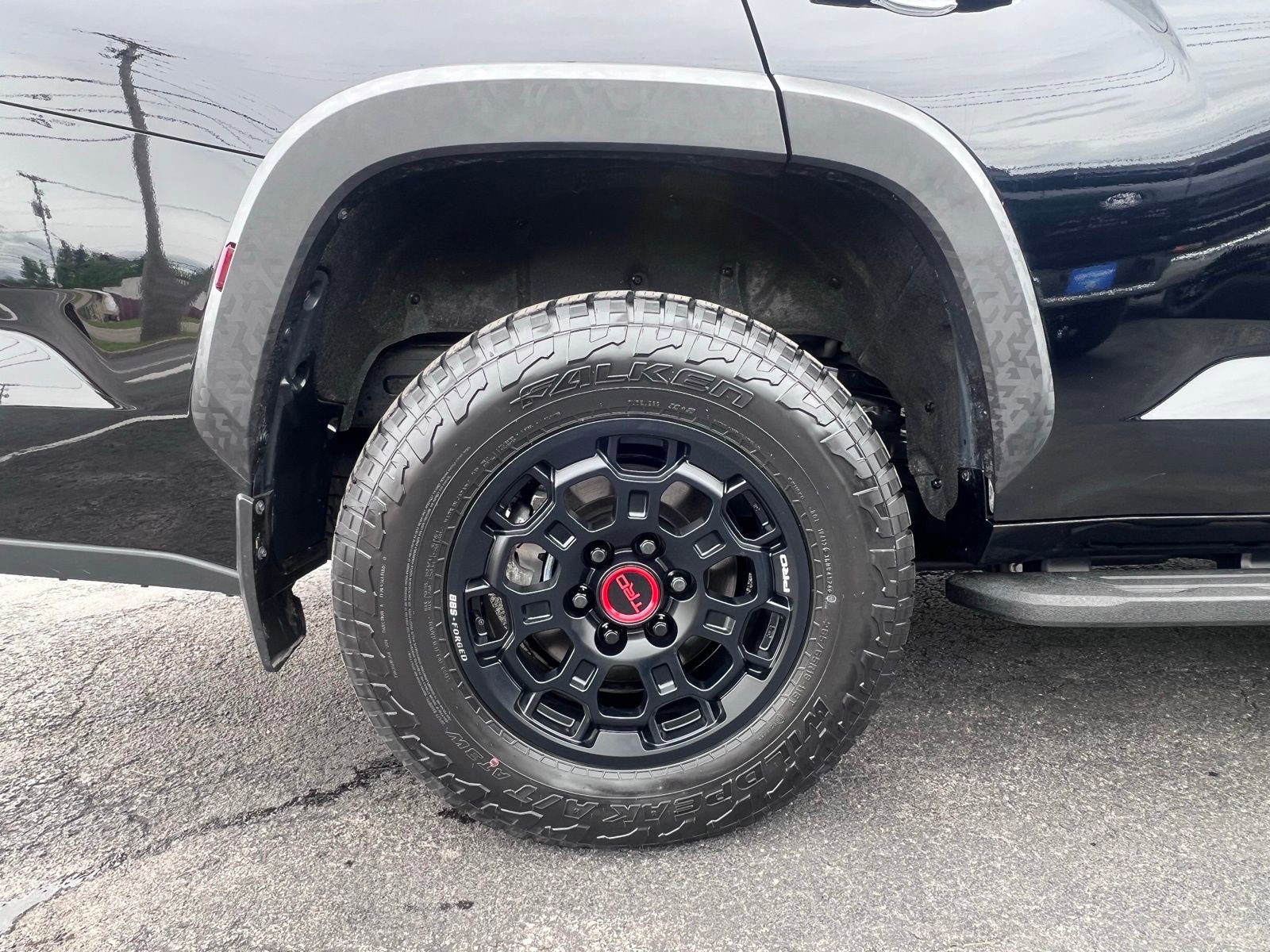 Used 2025 Toyota Sequoia TRD Pro w/ Tow Technology Package AWD/4WD image 29