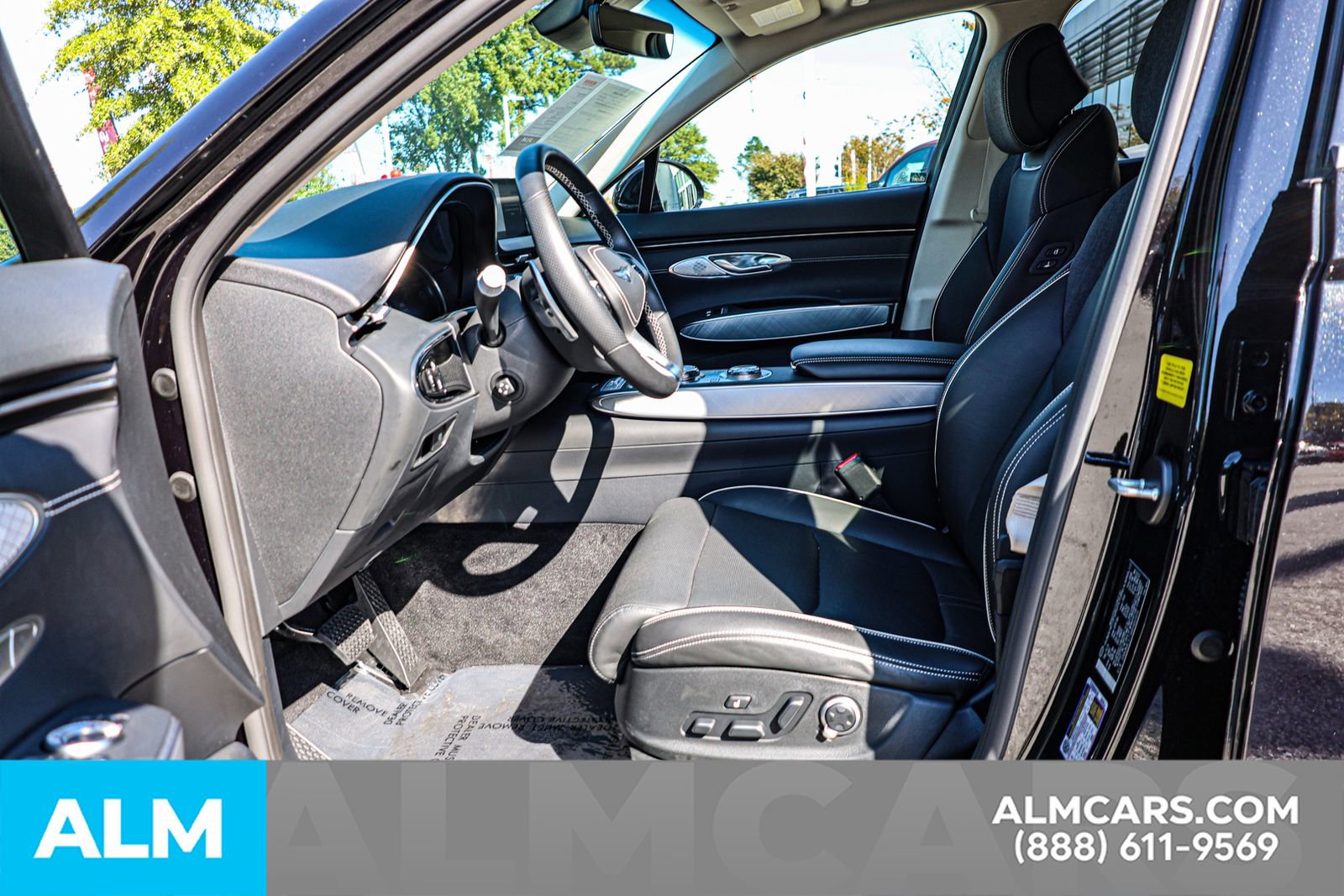 Used 2024 Genesis Electrified GV70 Advanced image 18