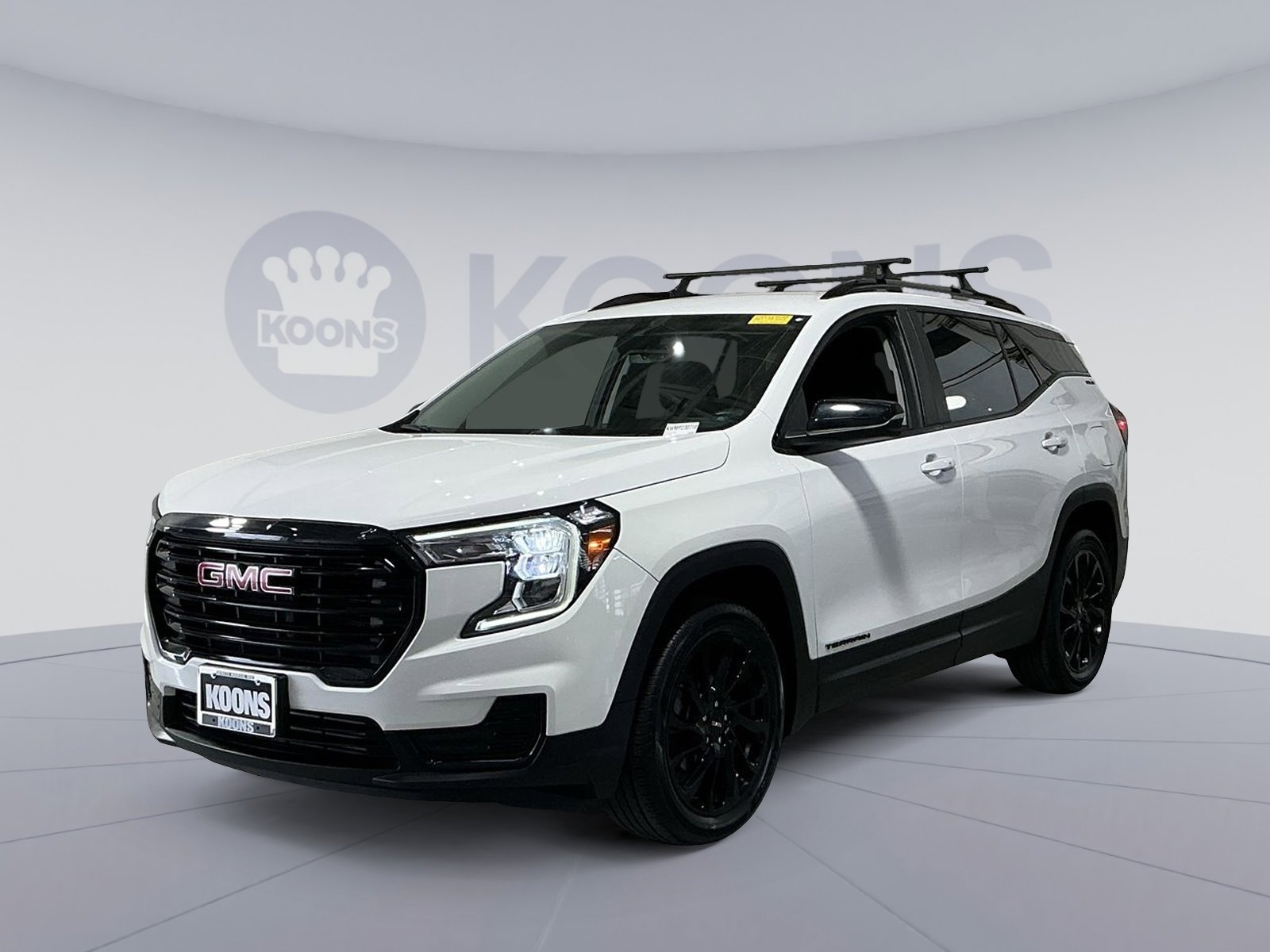 Used 2023 GMC Terrain SLE w/ Driver Convenience Package AWD/4WD image 1