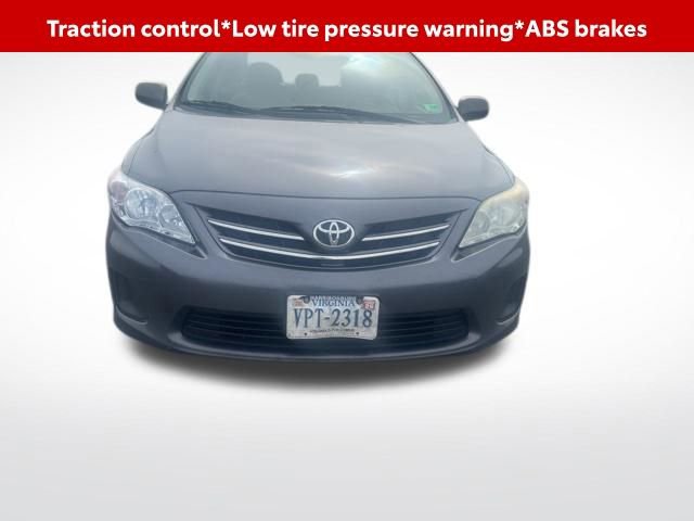 Used 2013 Toyota Corolla LE FWD image 2