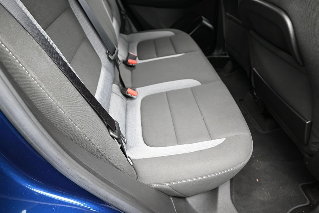 Used 2023 Chevrolet TrailBlazer LT FWD image 37