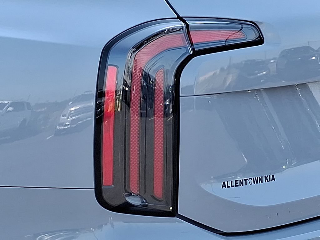 Certified 2023 Kia Telluride SX Prestige X-Line AWD/4WD image 10