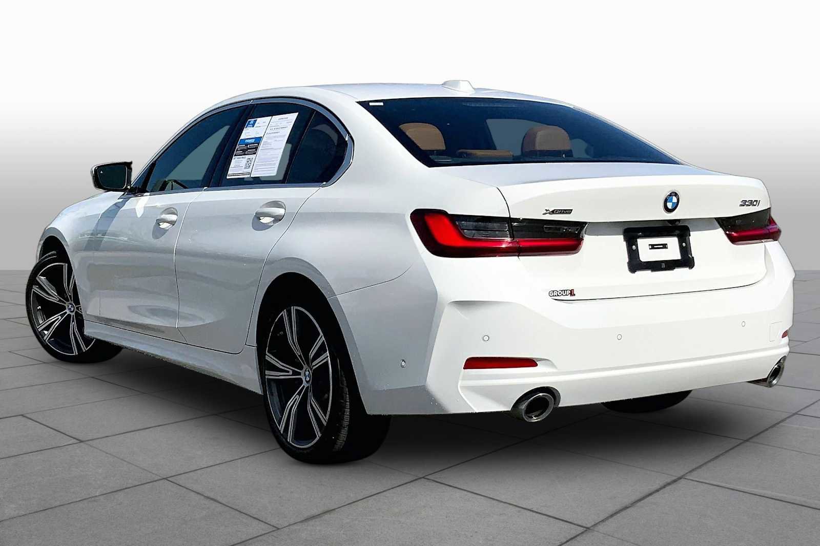 Used 2024 BMW 330i xDrive Sedan w/ Premium Package image 12
