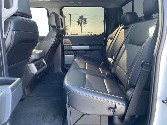 Used 2025 Ford F350 Lariat w/ Chrome Package image 20