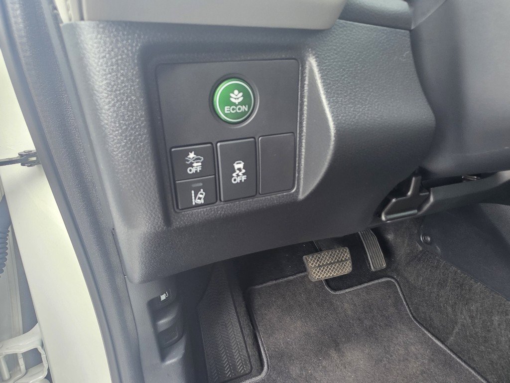 Used 2021 Honda HR-V EX-L image 15