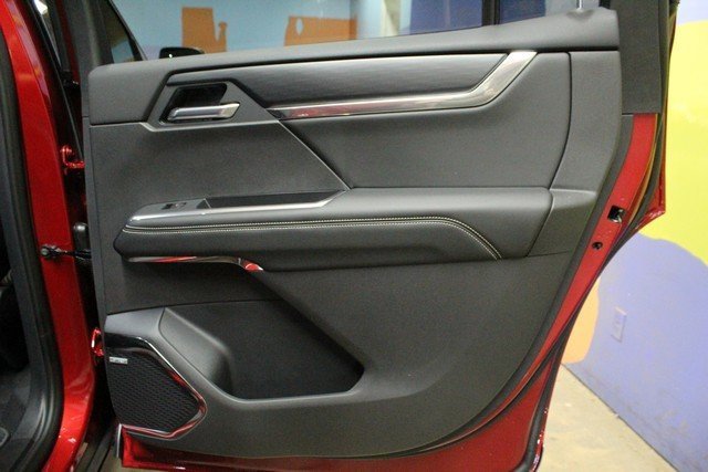 New 2026 GMC Acadia Elevation image 11