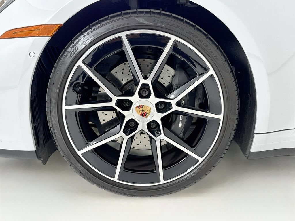 Certified 2026 Porsche 911 Carrera RWD image 11