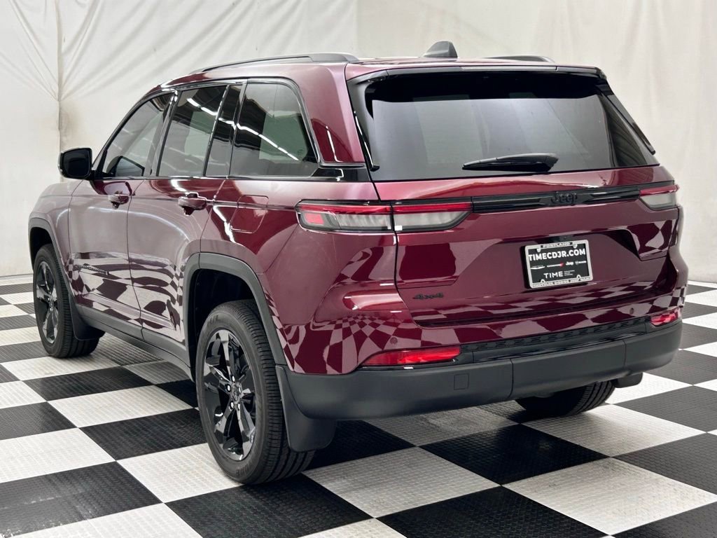 New 2025 Jeep Grand Cherokee 4WD image 6