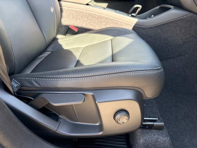 New 2026 Volvo XC40 B5 Core AWD/4WD image 14
