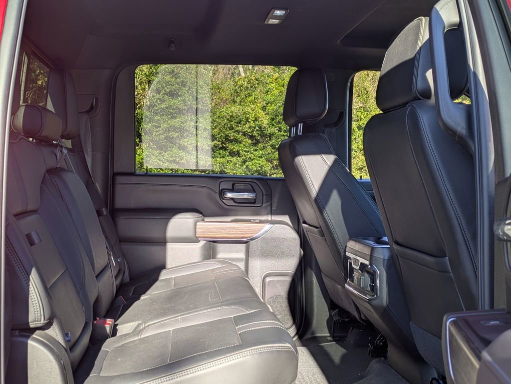 Used 2022 Chevrolet Silverado 2500 High Country image 32