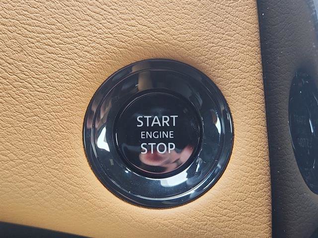 New 2025 Nissan Armada SL w/ Captain's Chari Seat Package image 12