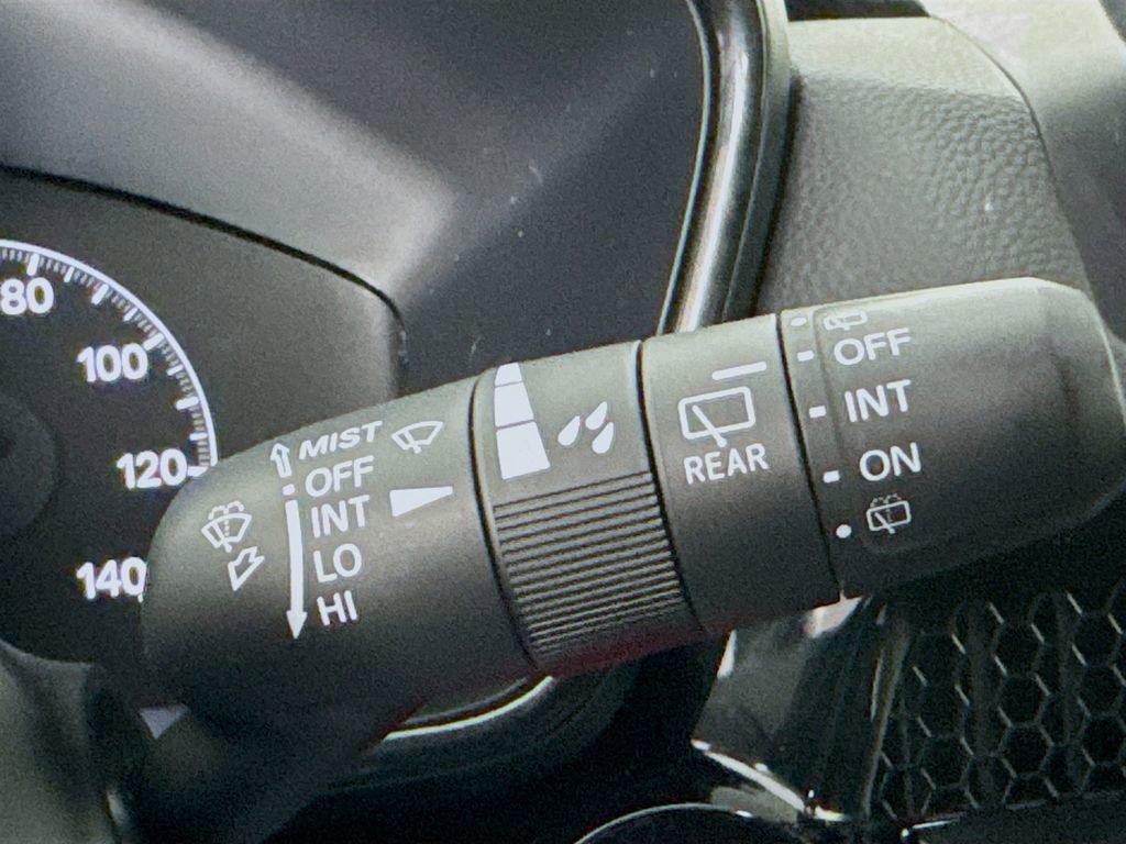 Used 2023 Honda CR-V EX-L image 15