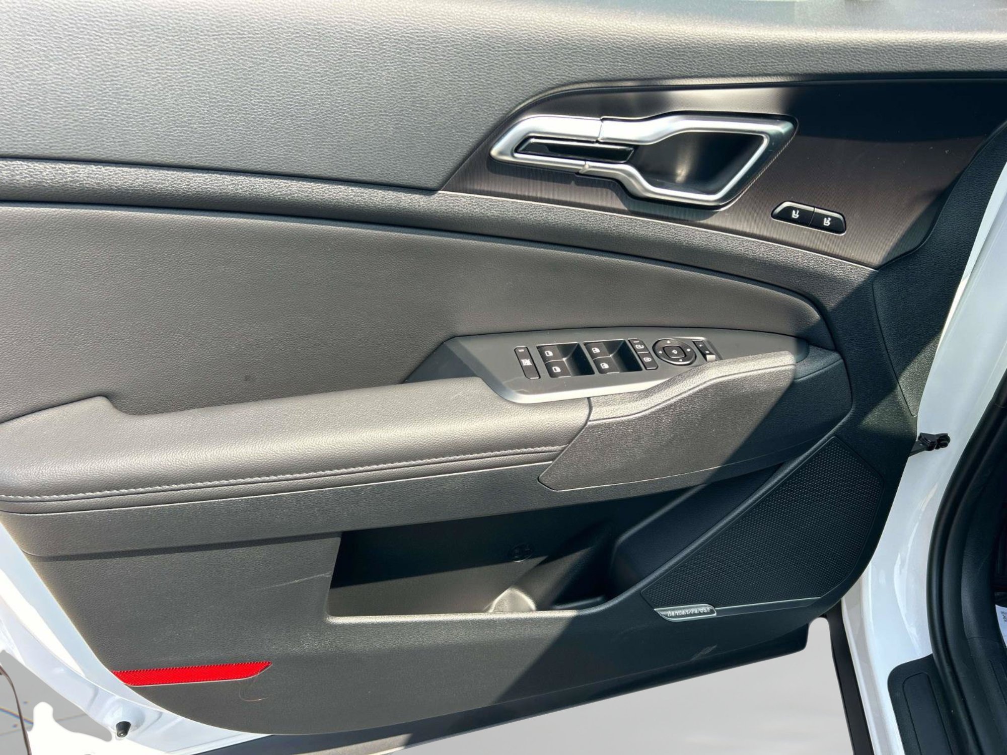 New 2026 Kia Sportage SX AWD/4WD image 18