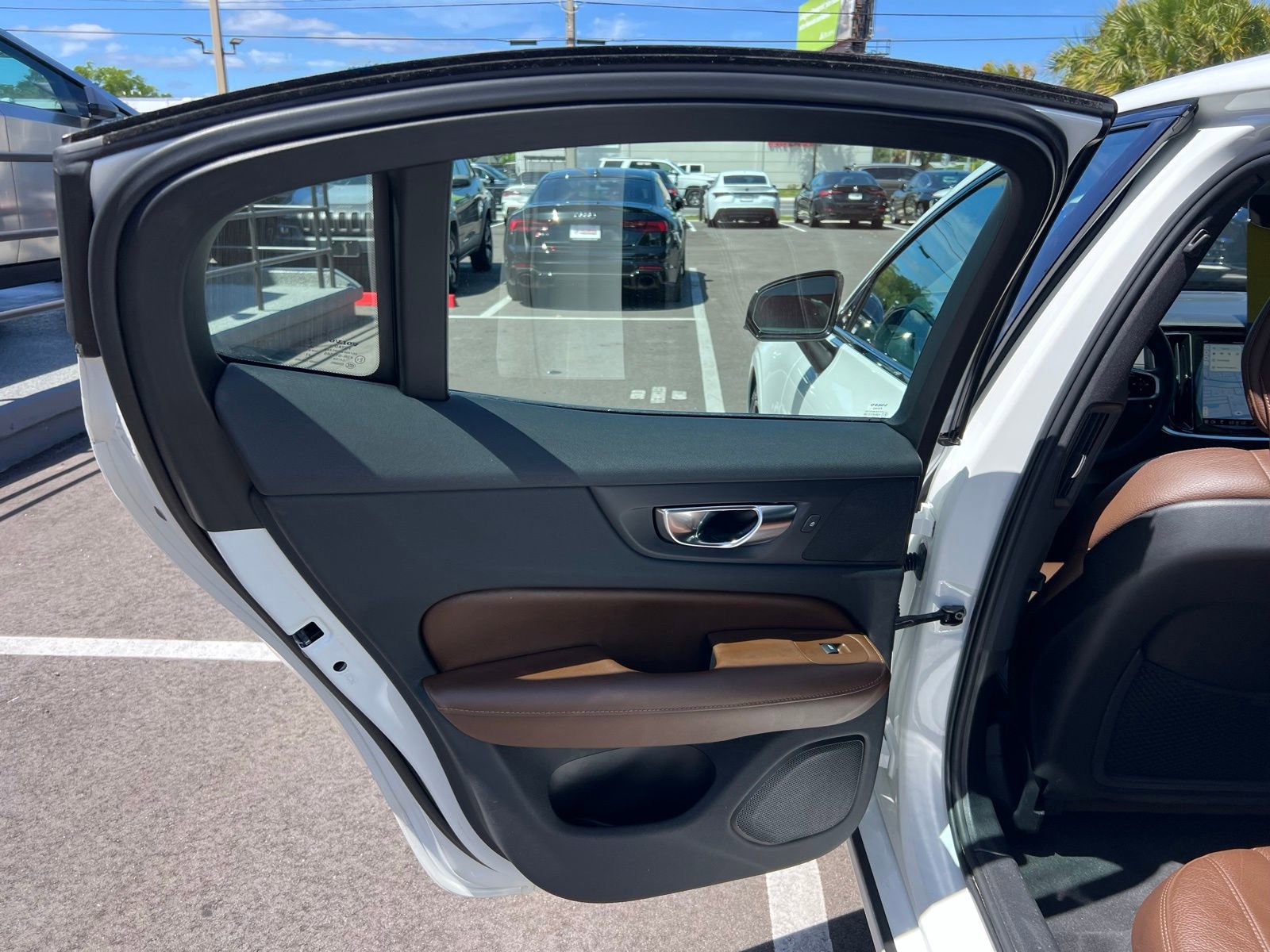 Used 2024 Volvo S60 B5 Ultimate AWD/4WD image 53