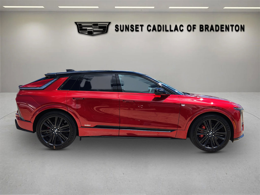 New 2026 Cadillac Lyriq V w/ Exterior Carbon Fiber Package image 8