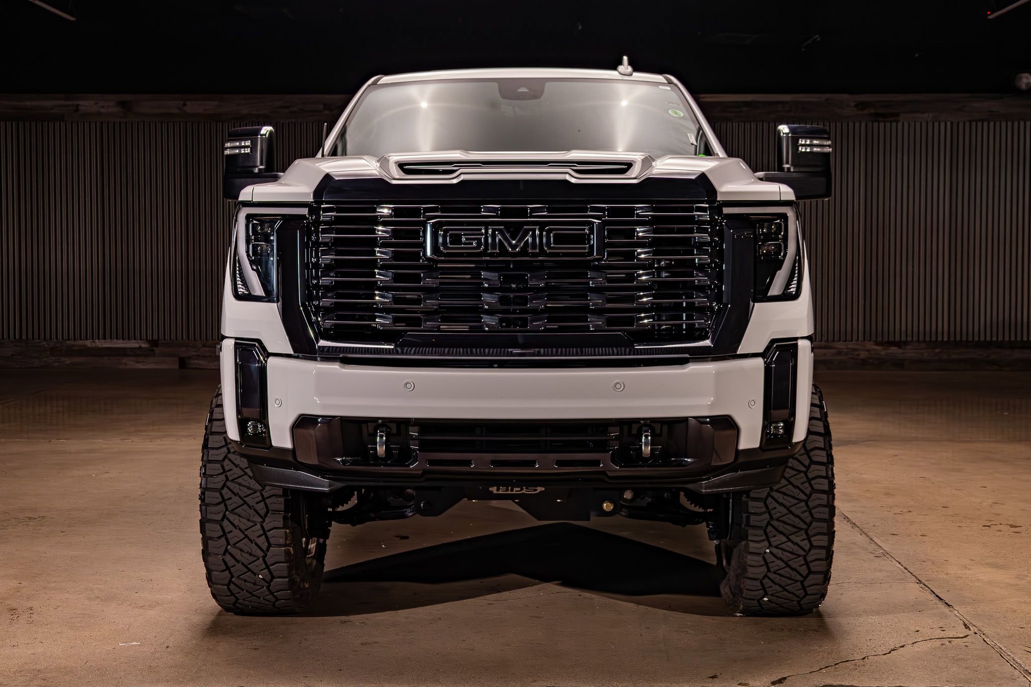 Used 2024 GMC Sierra 2500 Denali Ultimate w/ Max Trailering Package AWD/4WD image 2