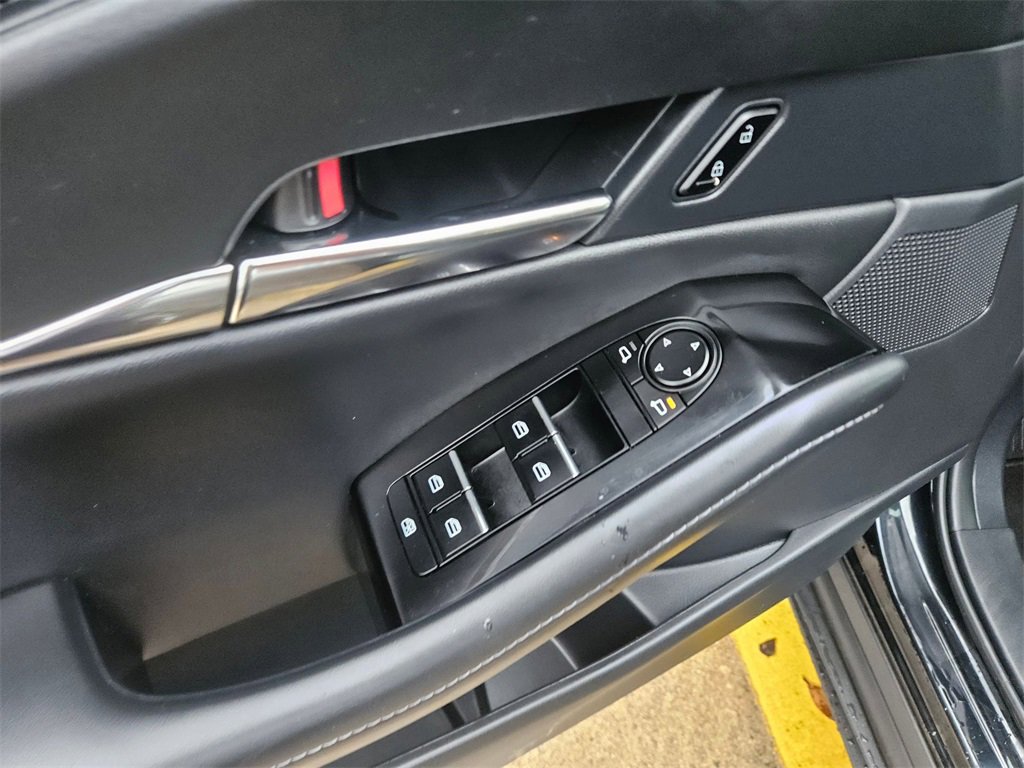 Used 2025 MAZDA CX-30 AWD 2.5 S w/ Preferred Package image 14