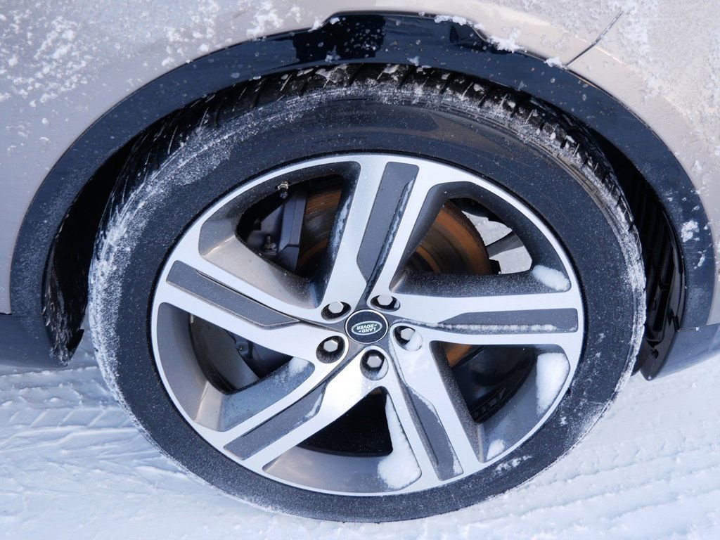 Used 2021 Land Rover Discovery HSE R-Dynamic image 7