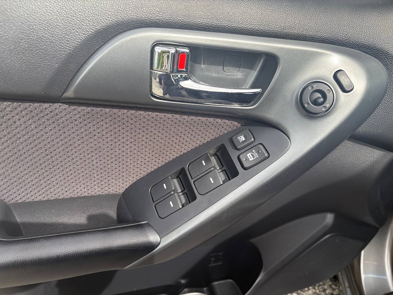 Used 2013 Kia Forte EX w/ Premium Pkg FWD image 11